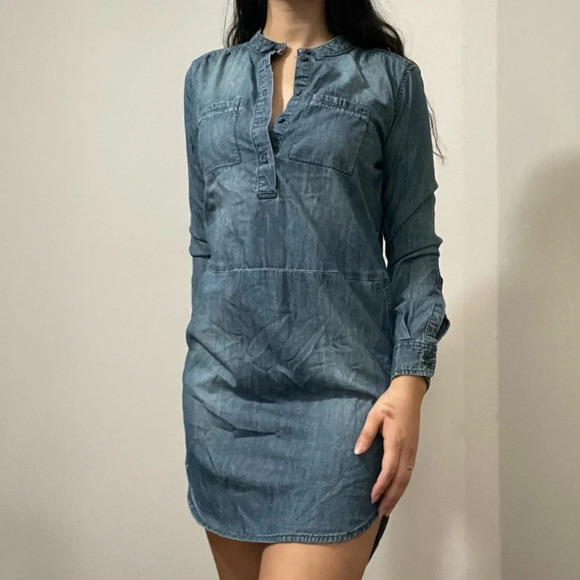 ✨ Joe Fresh Blue Jeans Shirt  Dress! Woman’s Size Small ✨ - Picture 4 of 10
